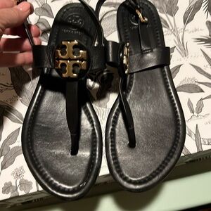 TORY BURCH summer sandals gently used SZ 8